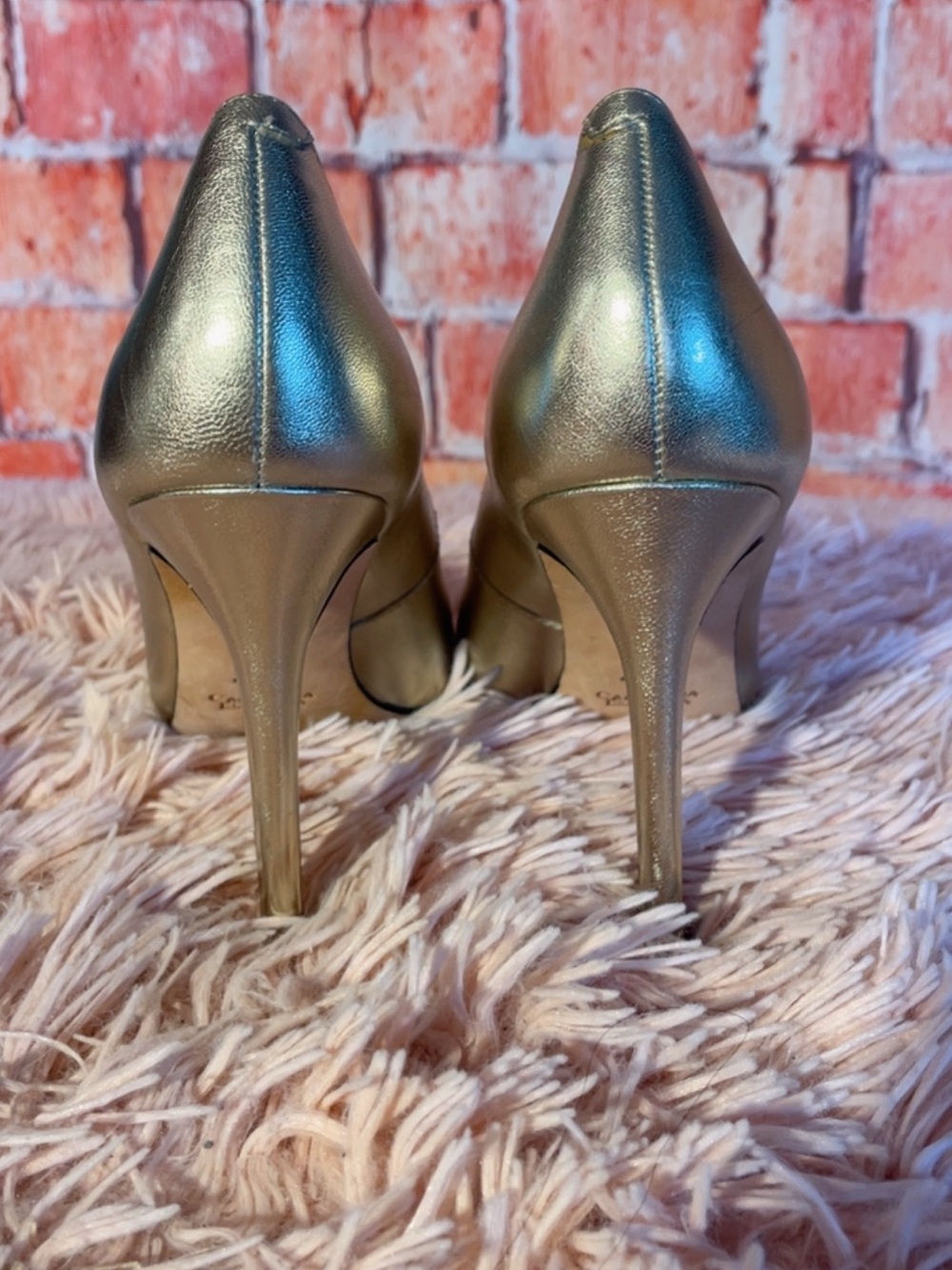 Silver Pointed-Toe Heels - Picture 3 of 6